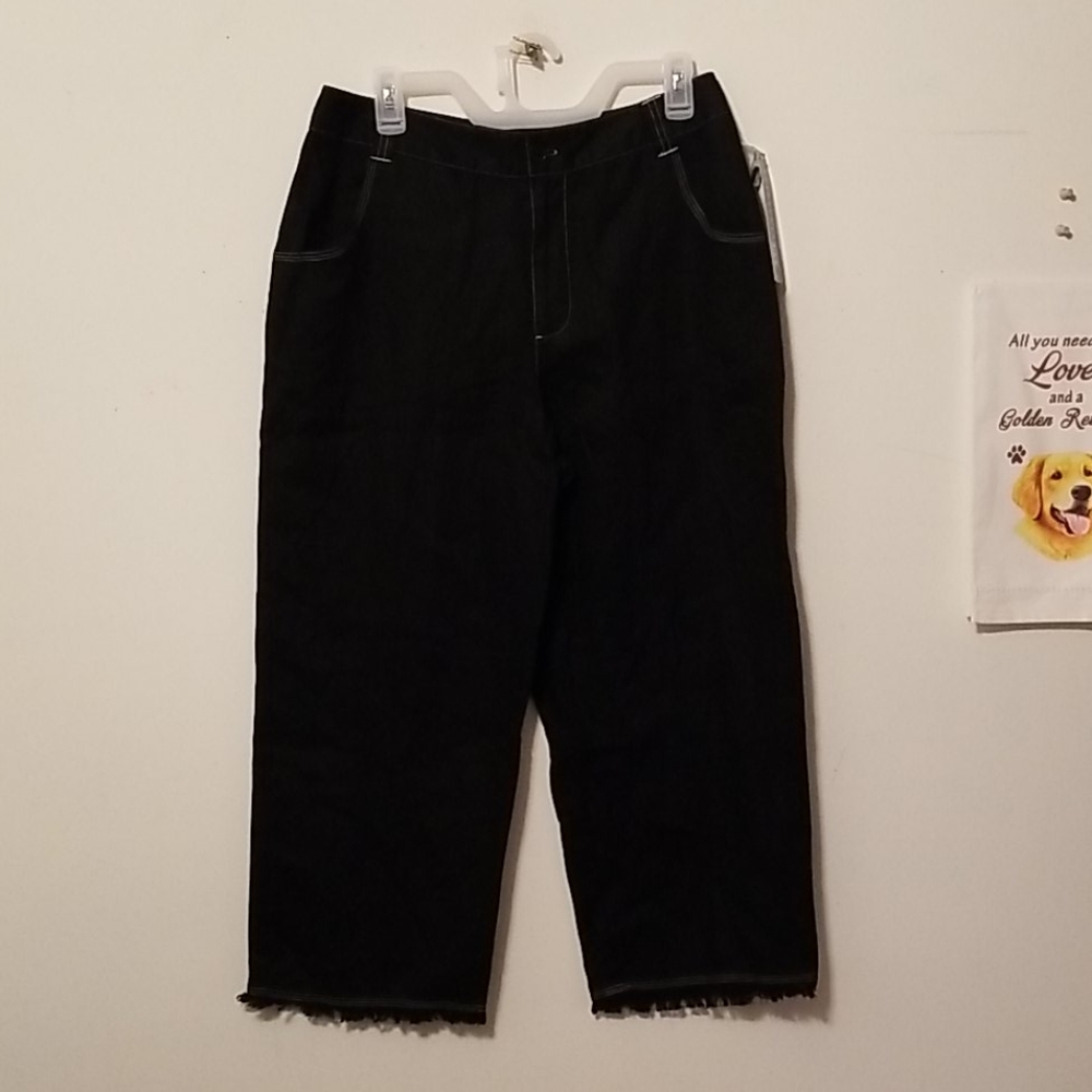 Relativity Jet Black Linen Capris